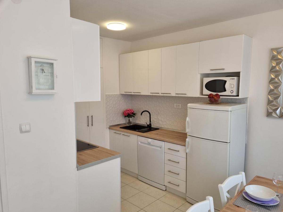 Babylu Apartman 扎达尔 外观 照片