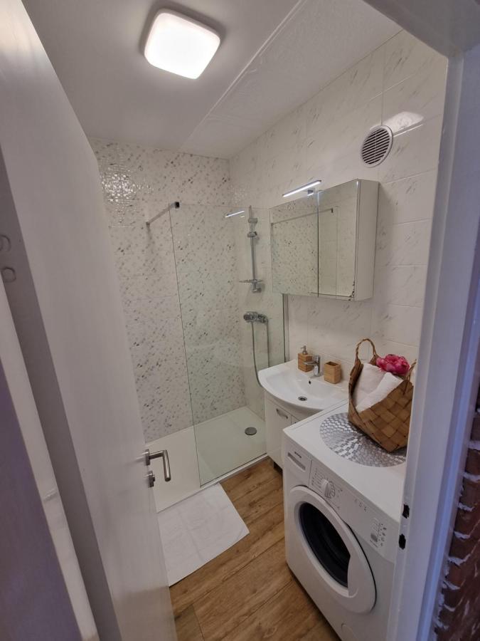 Babylu Apartman 扎达尔 外观 照片