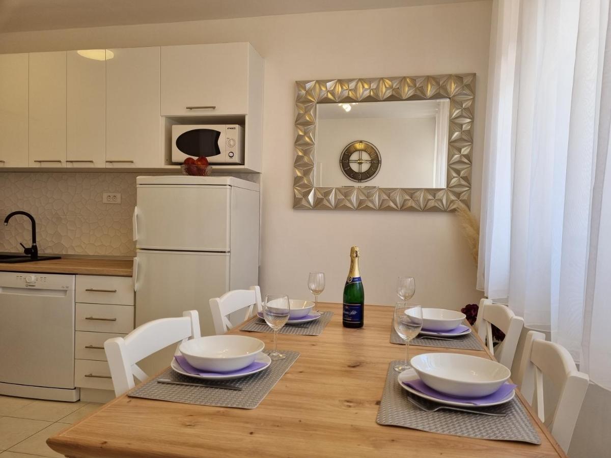 Babylu Apartman 扎达尔 外观 照片