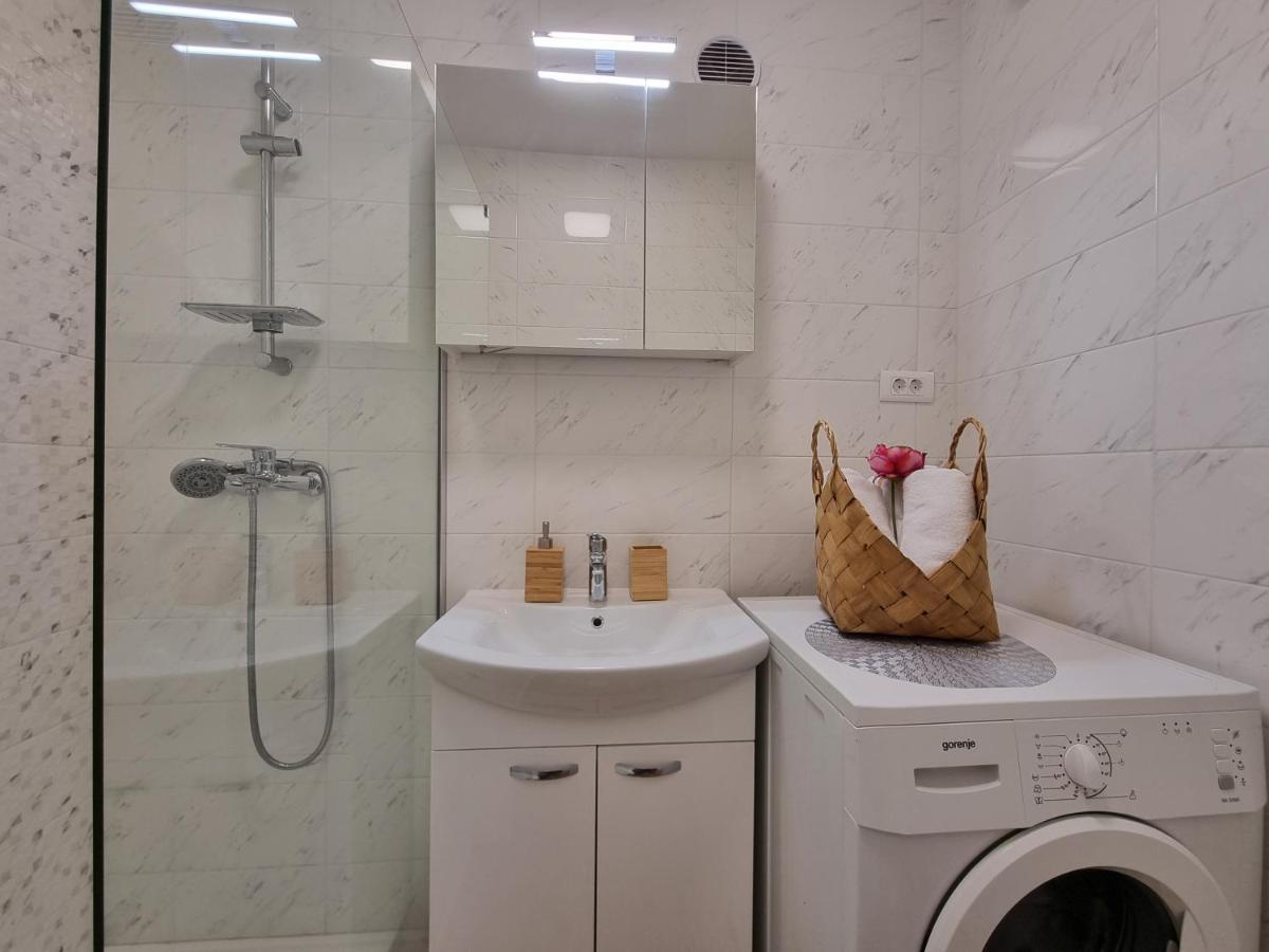 Babylu Apartman 扎达尔 外观 照片