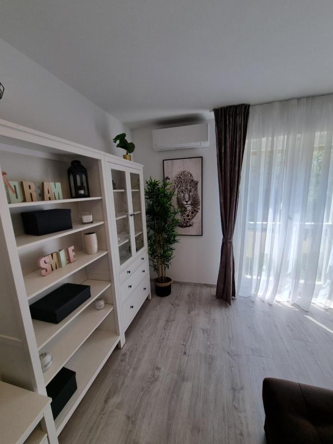 Babylu Apartman 扎达尔 外观 照片