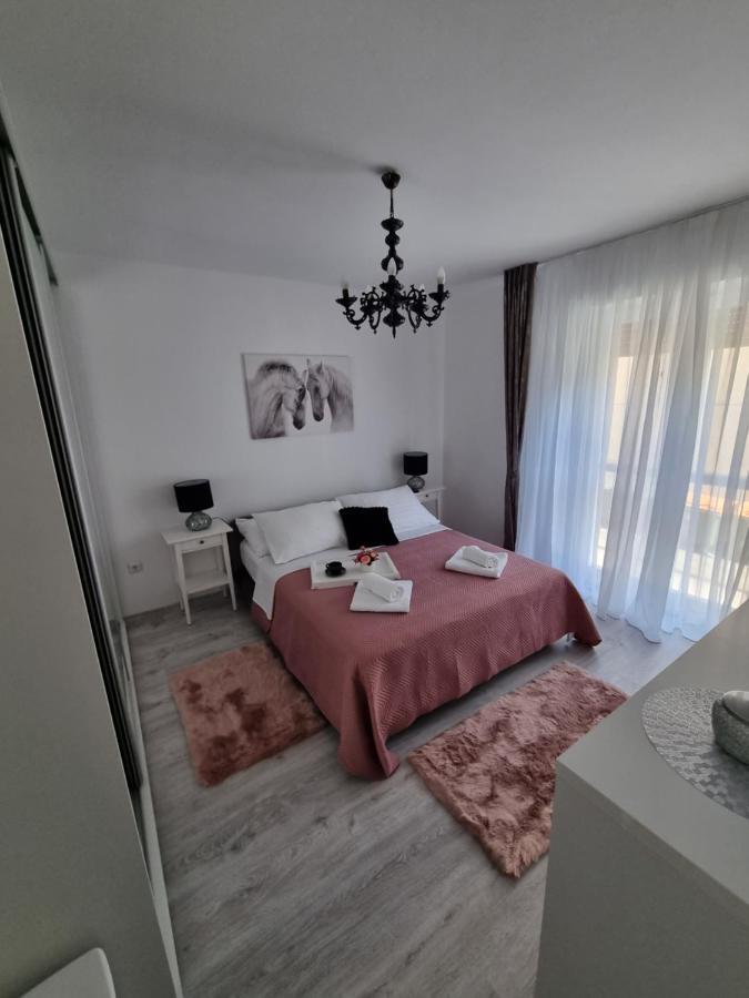 Babylu Apartman 扎达尔 外观 照片